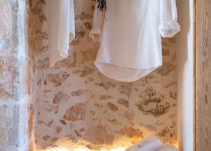 Delta-rho Villa Kalámion