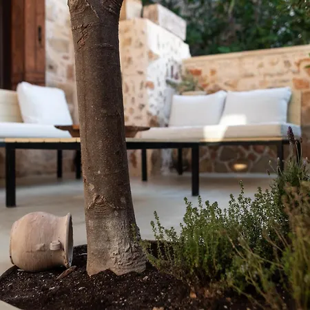 Βίλα Delta-rho *