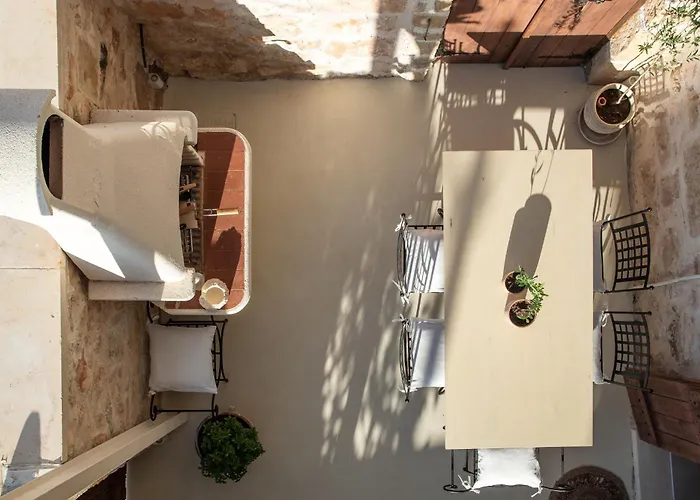 Delta-rho Willa Kalámion